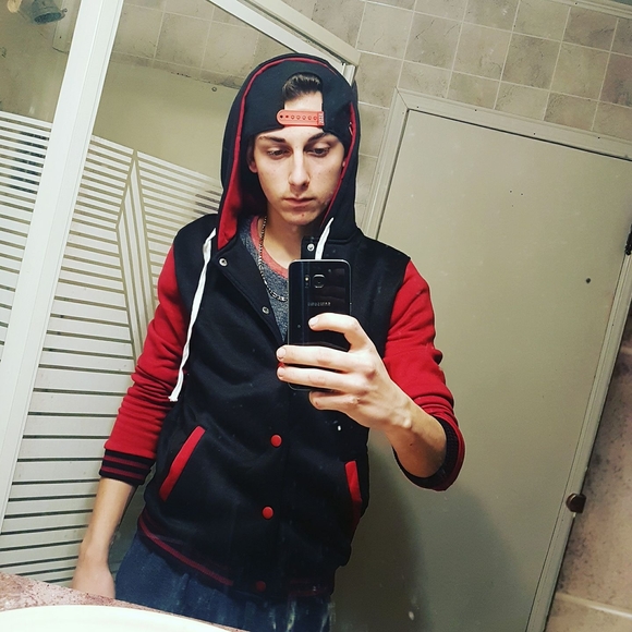 Meet your Posher, Brandon - Picture 1 of 1